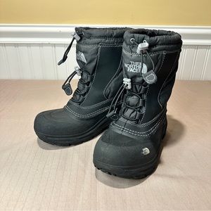 The North Face Winter Boots Lined Boys Size 1